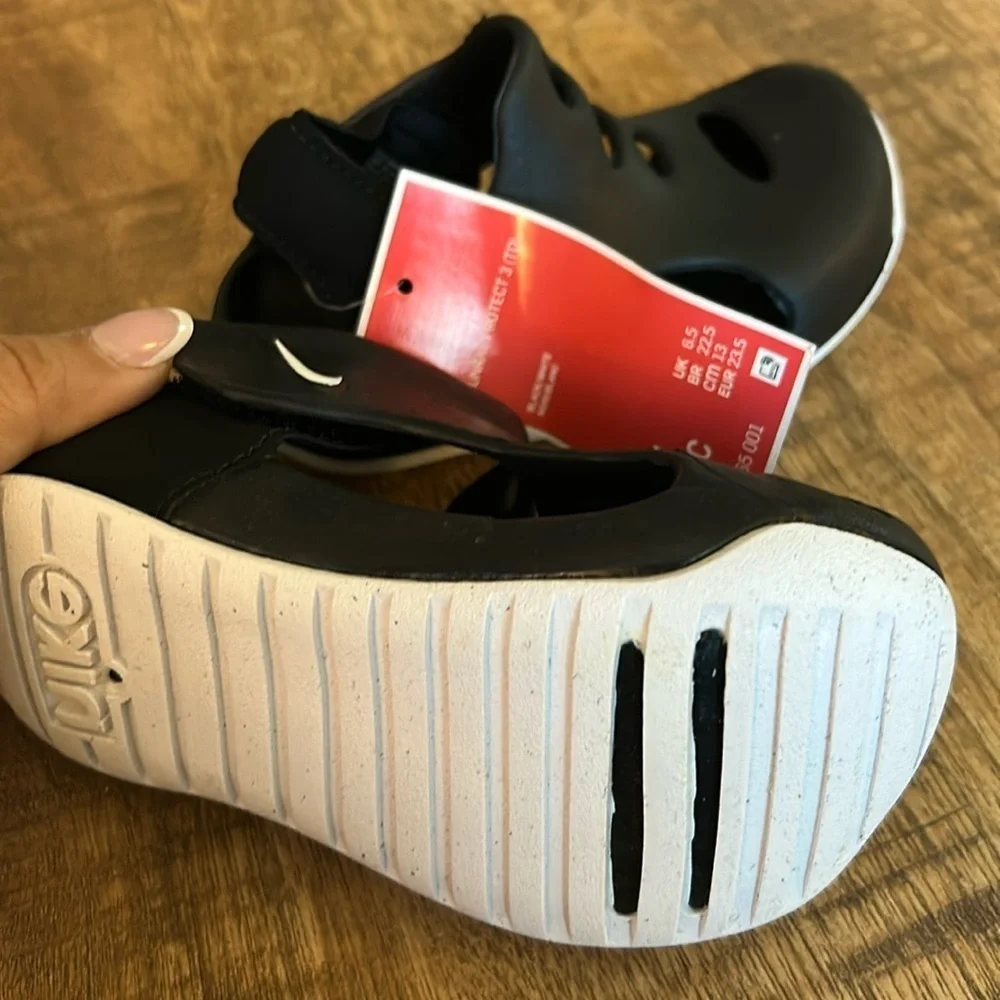 Nike Sunray Protect 3 TD Black White Toddler Water Sandals Little Kid 6C